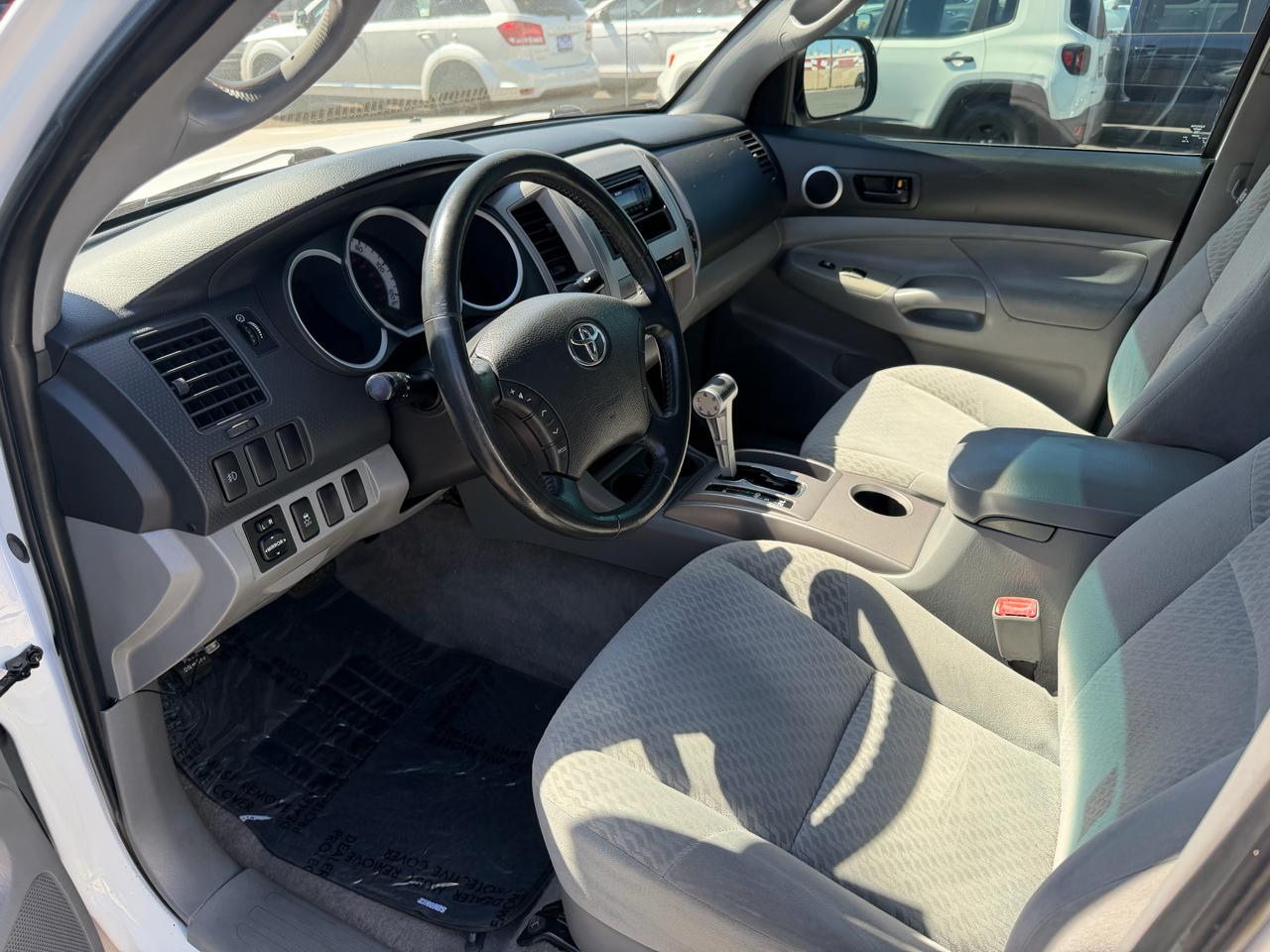 Toyota Tacoma PreRunner Access Cab V6 Auto 2WD 2011