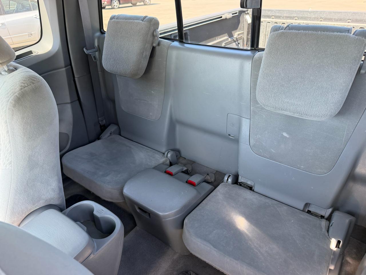 Toyota Tacoma PreRunner Access Cab V6 Auto 2WD 2011