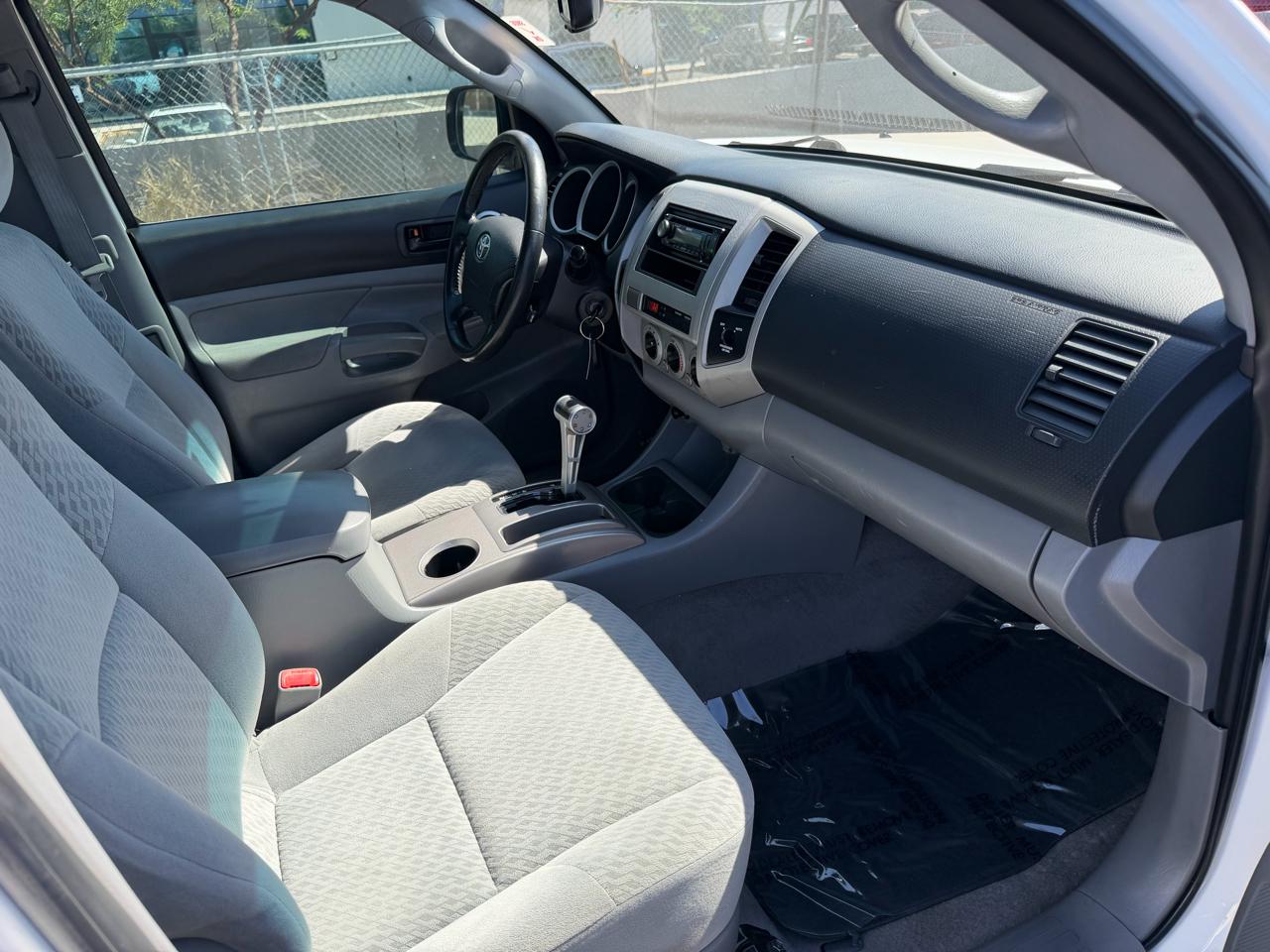 Toyota Tacoma PreRunner Access Cab V6 Auto 2WD 2011