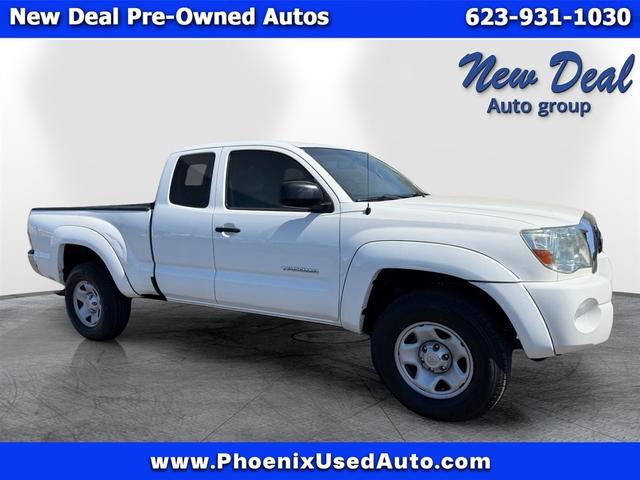 White 2011 Toyota Tacoma Pickup Truck 4X2 Automatic