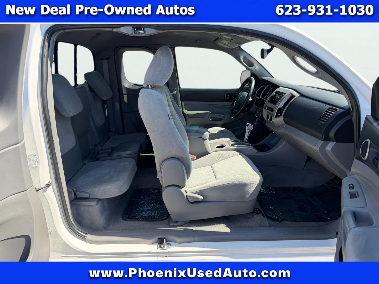Toyota Tacoma PreRunner Access Cab V6 Auto 2WD 2011