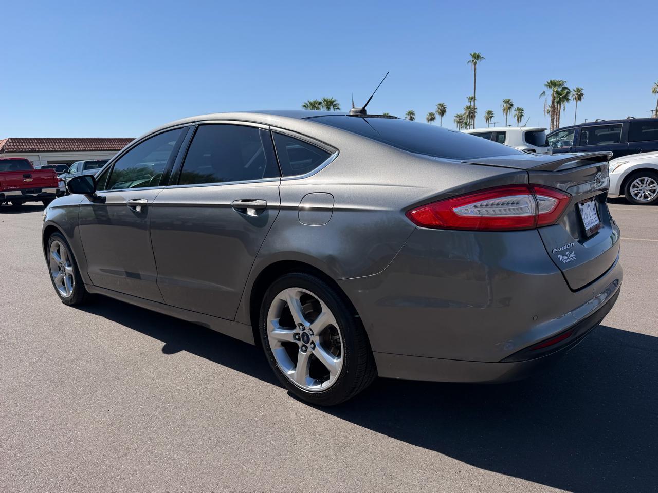 Ford Fusion SE 2013