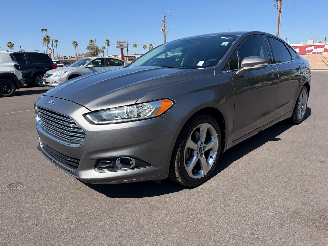 Ford Fusion SE 2013