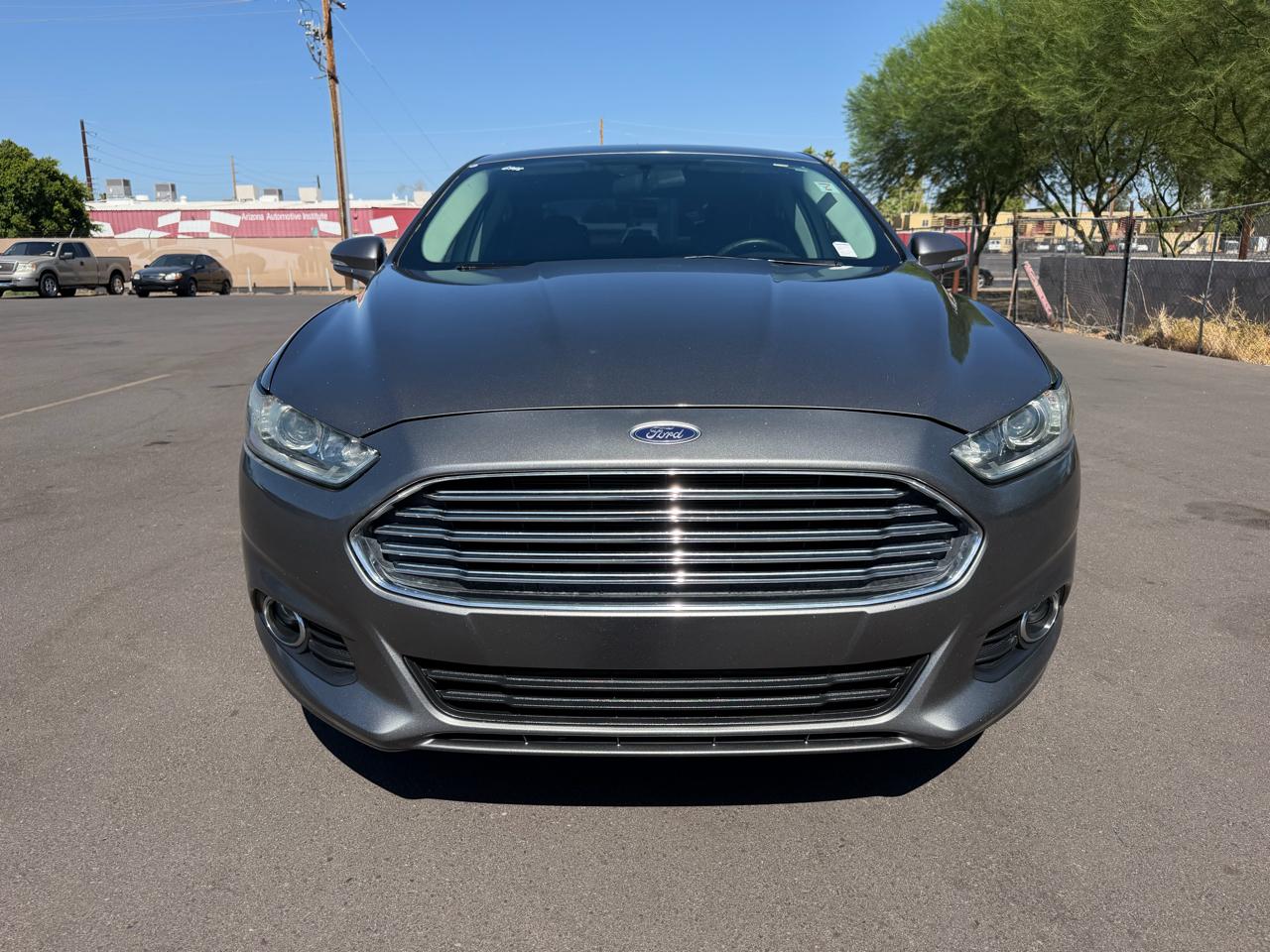 Ford Fusion SE 2013