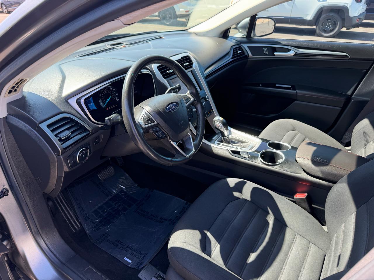 Ford Fusion SE 2013