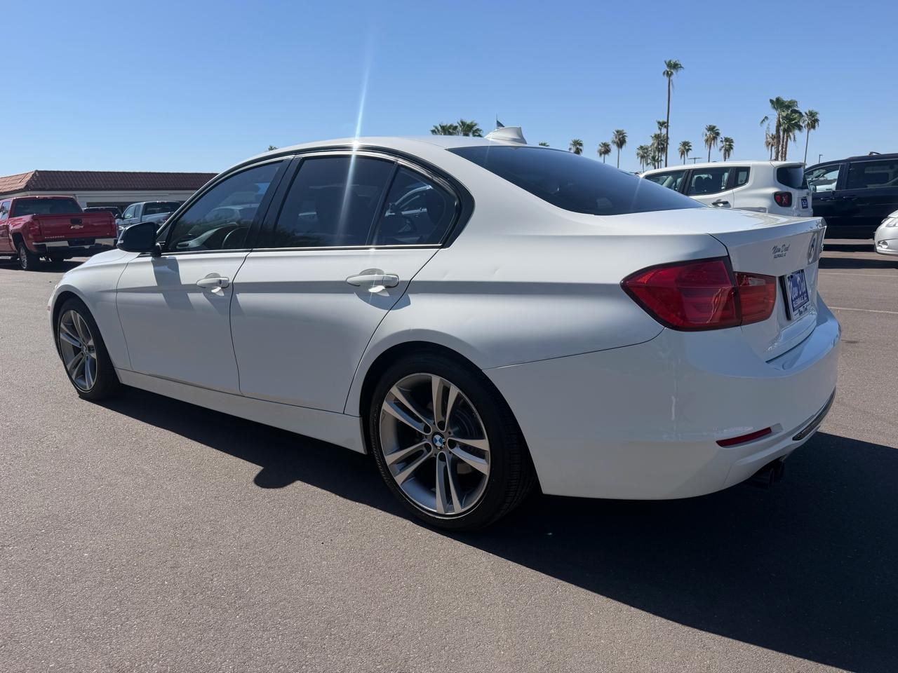 BMW 3-Series 328i Sedan 2012