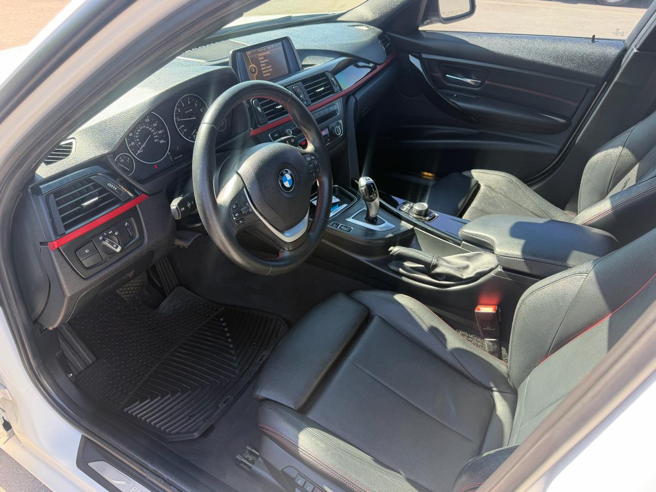BMW 3-Series 328i Sedan 2012