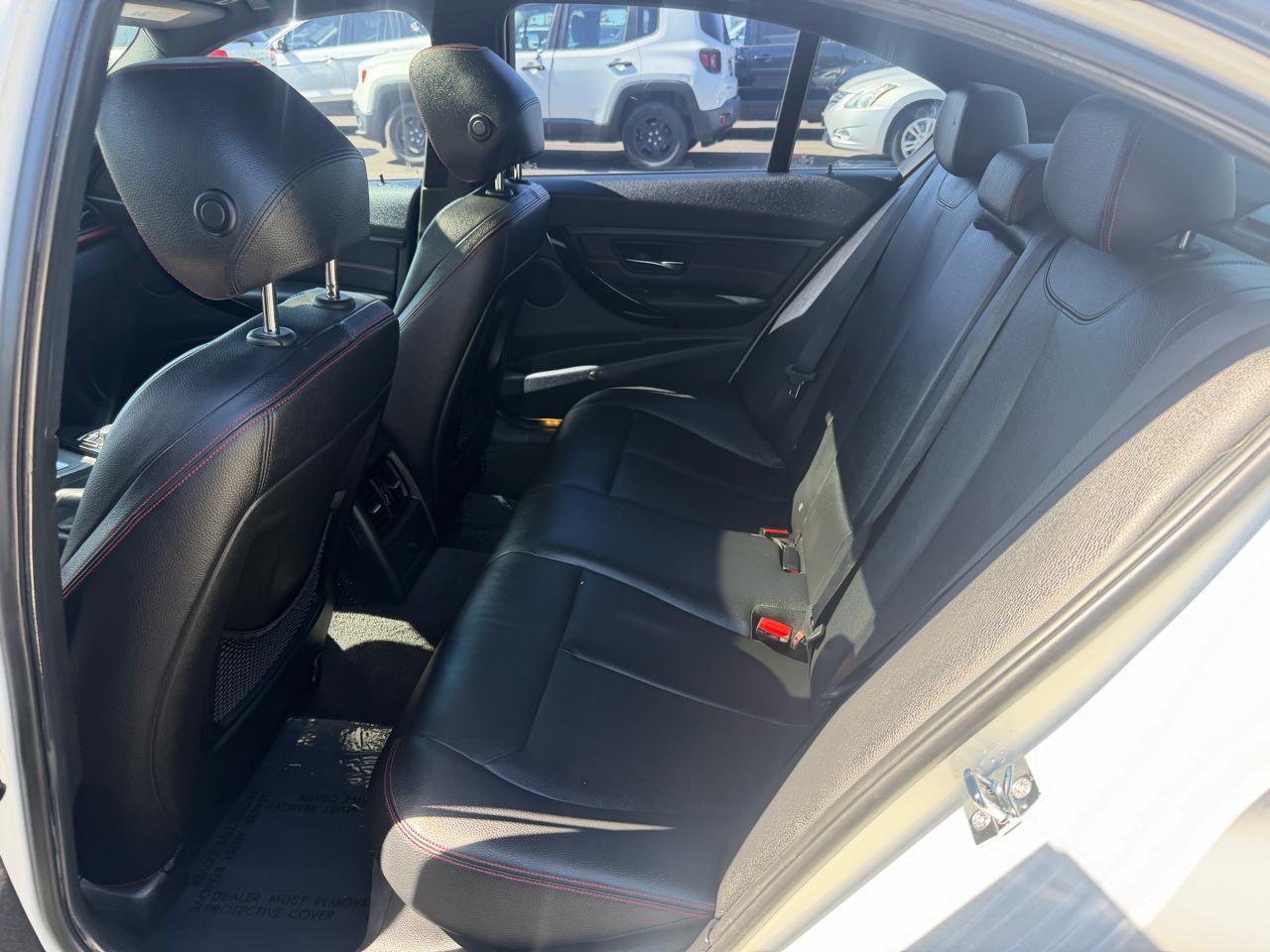 BMW 3-Series 328i Sedan 2012