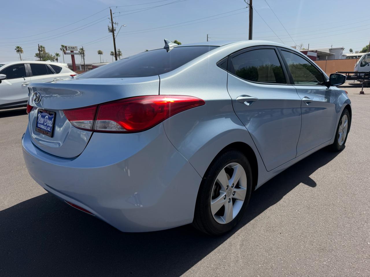 Hyundai Elantra Limited 2012