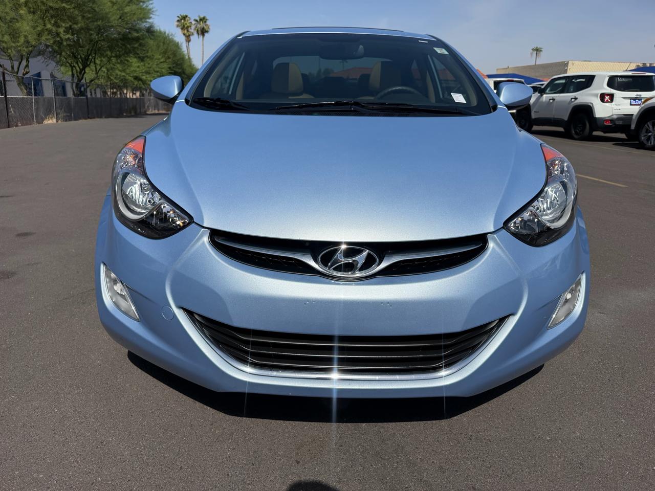 Hyundai Elantra Limited 2012