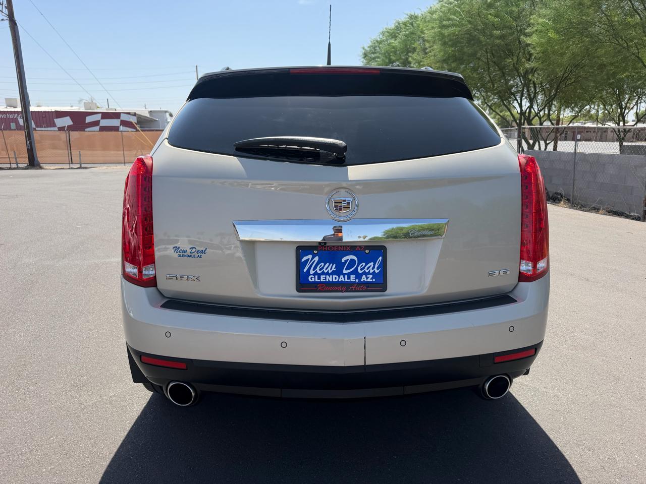Cadillac SRX Luxury 2012