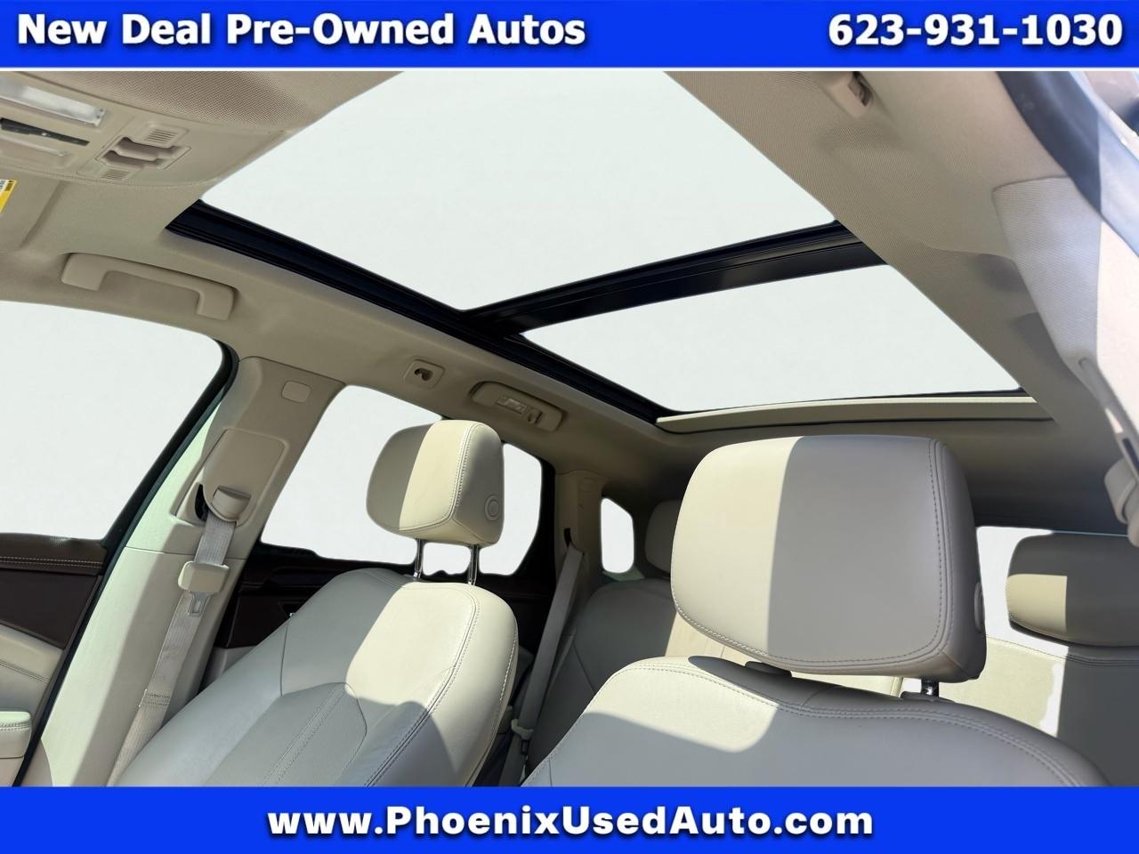 Cadillac SRX Luxury 2012