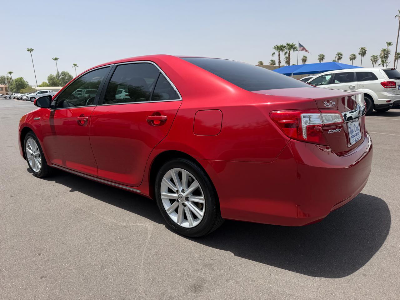 Toyota Camry Hybrid XLE 2014