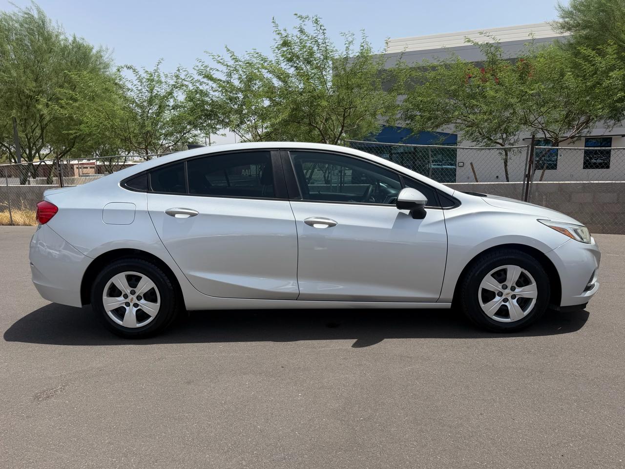 Chevrolet Cruze LS Auto 2016