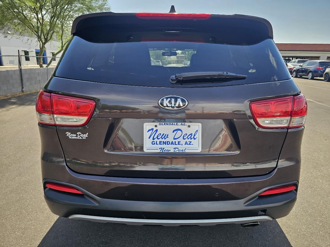 Kia Sorento EX V6 2WD 2017