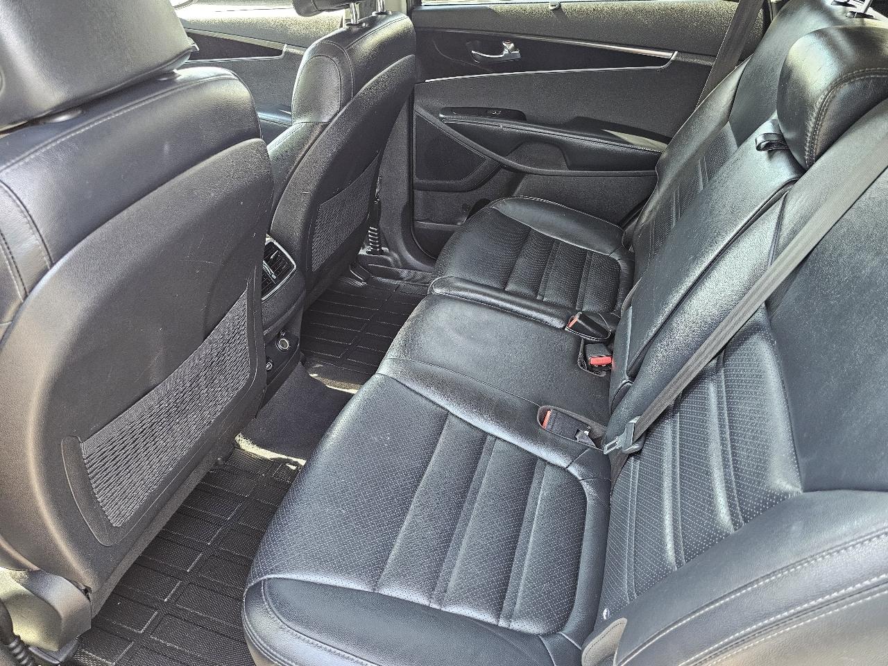 Kia Sorento EX V6 2WD 2017