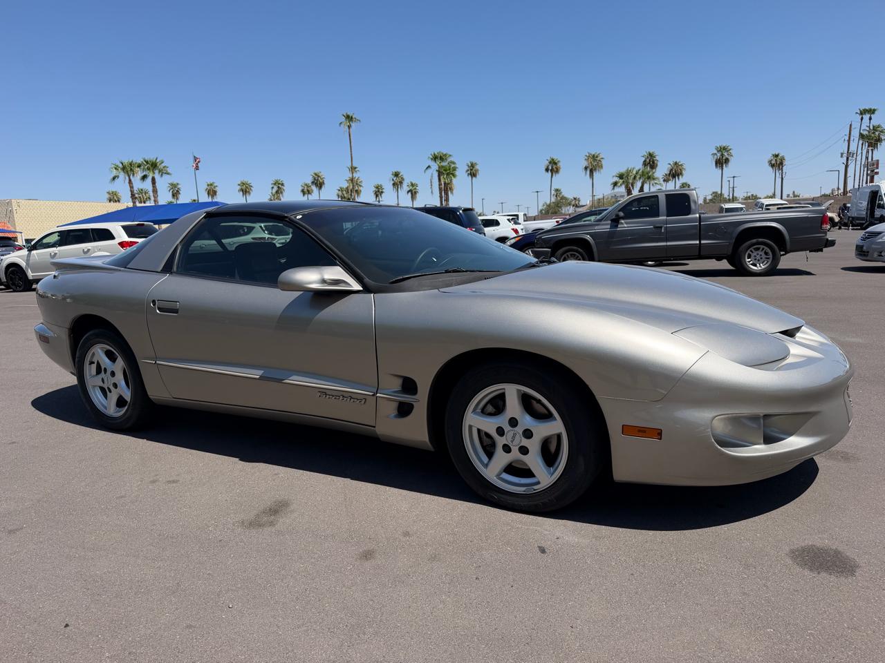 Pontiac Firebird Coupe 2000