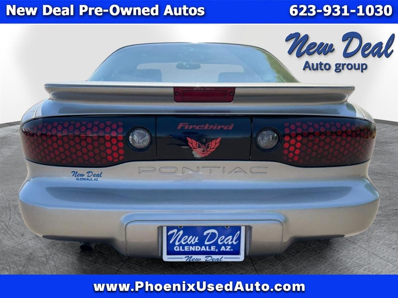 Pontiac Firebird Coupe 2000