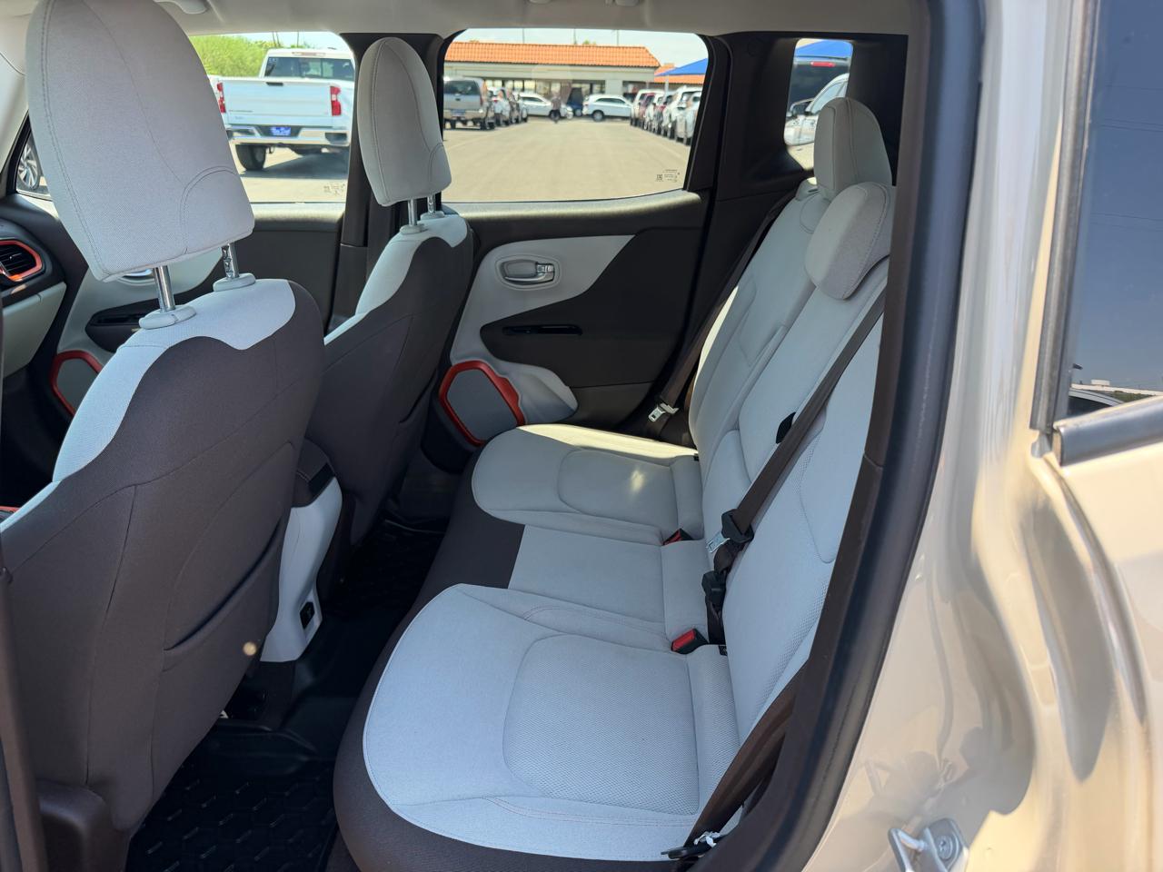 Jeep Renegade Latitude 4WD 2015