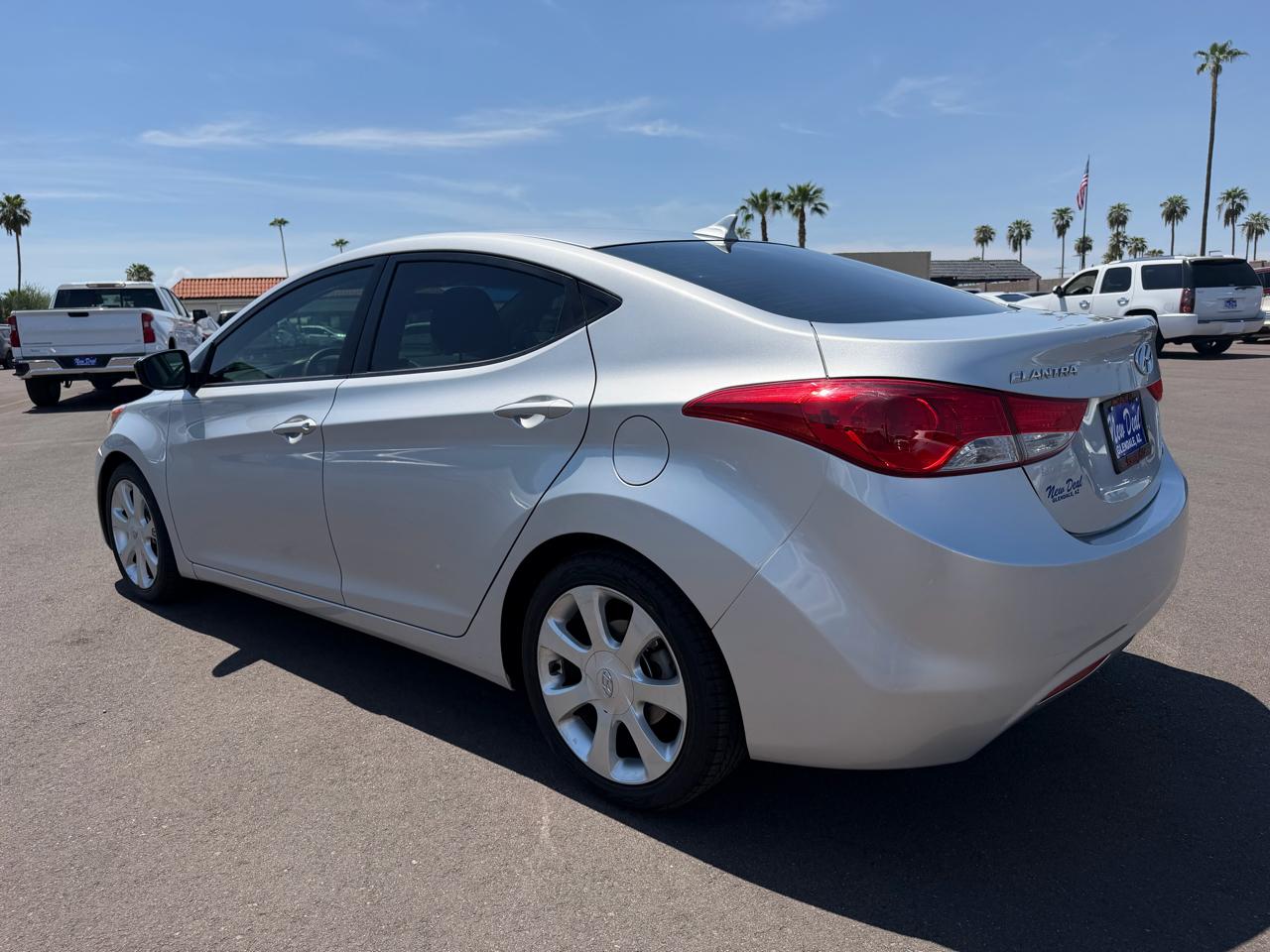 Hyundai Elantra Limited 2012