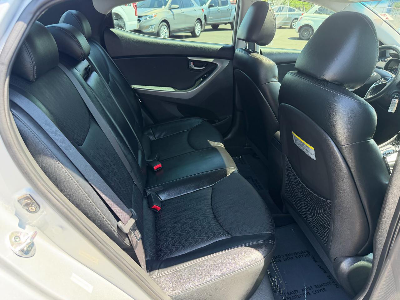 Hyundai Elantra Limited 2012