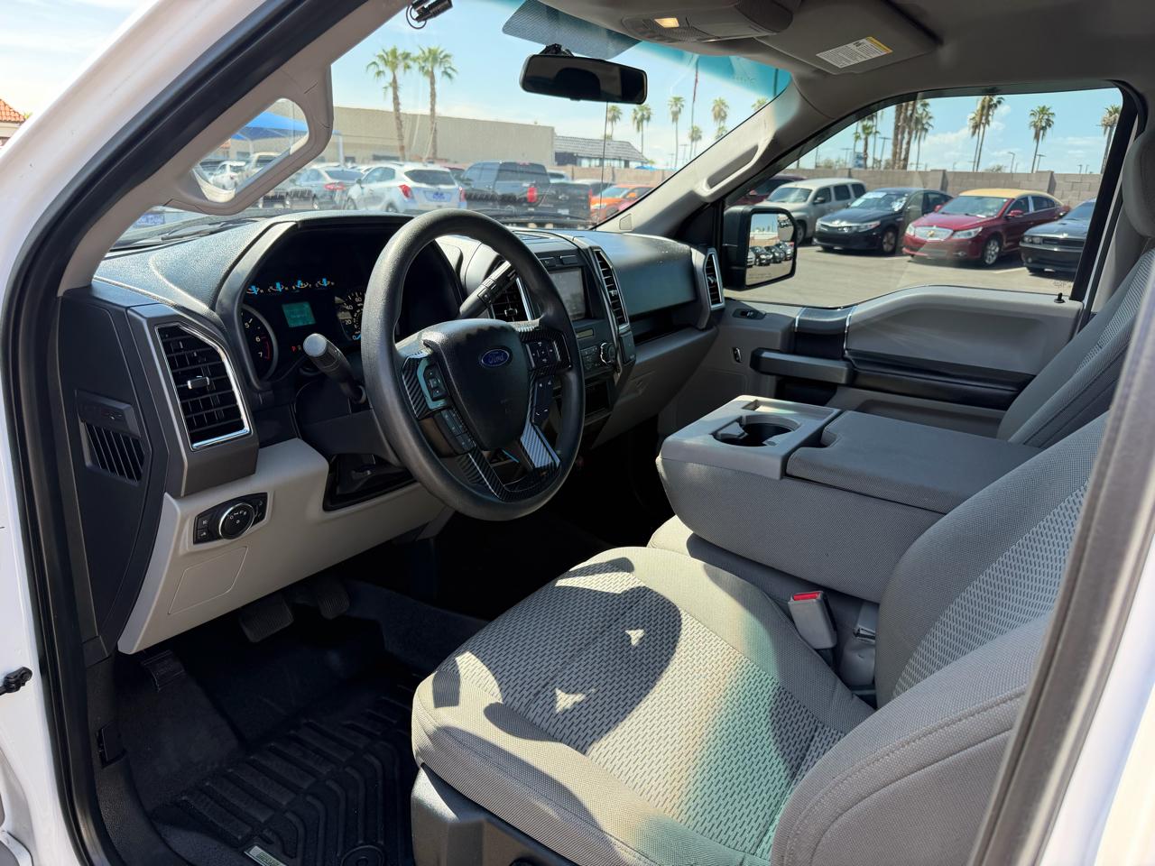 Ford F-150 4WD SuperCrew 139" XLT 2016