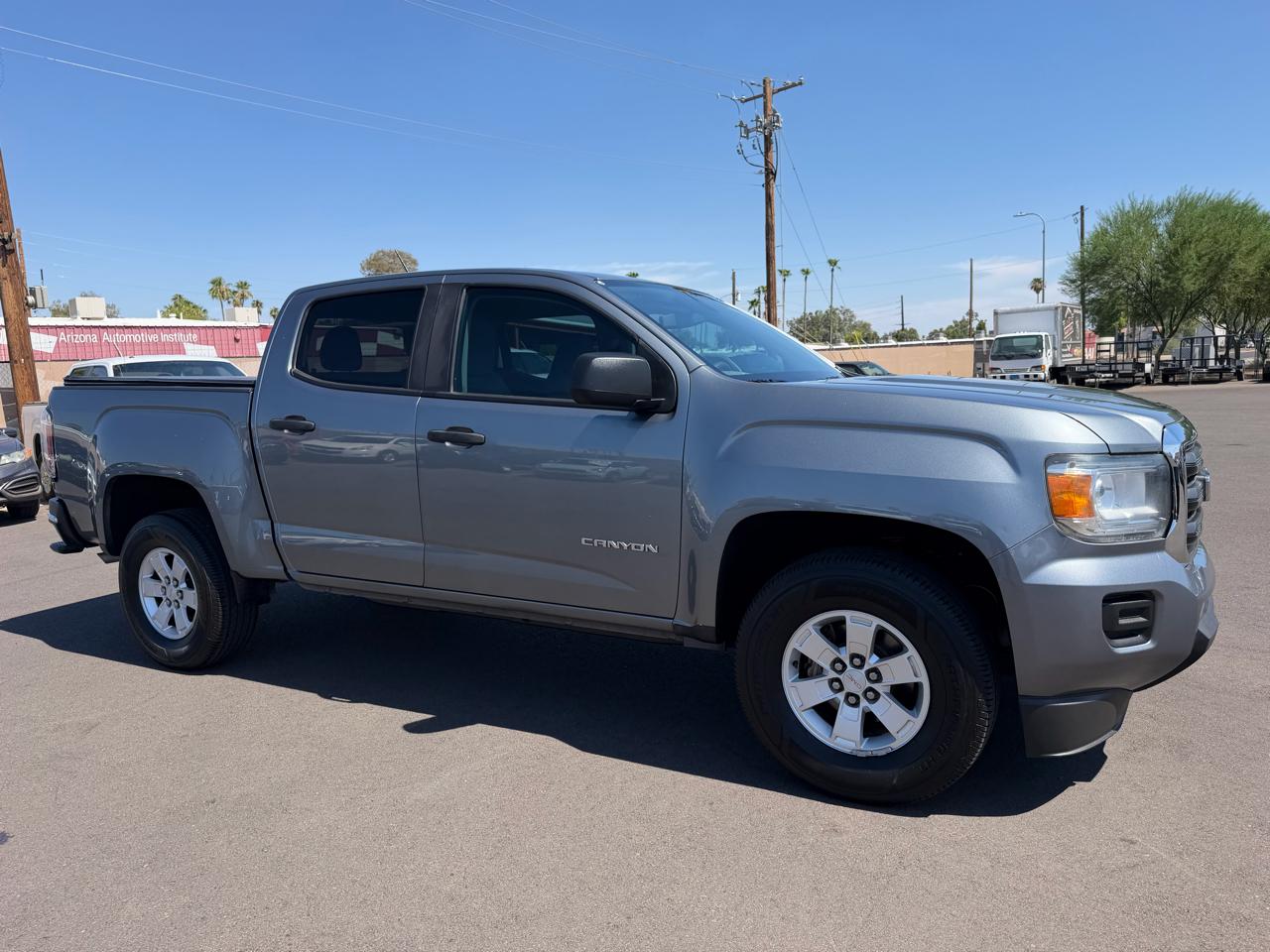 GMC Canyon SLE Crew Cab 2WD 2020