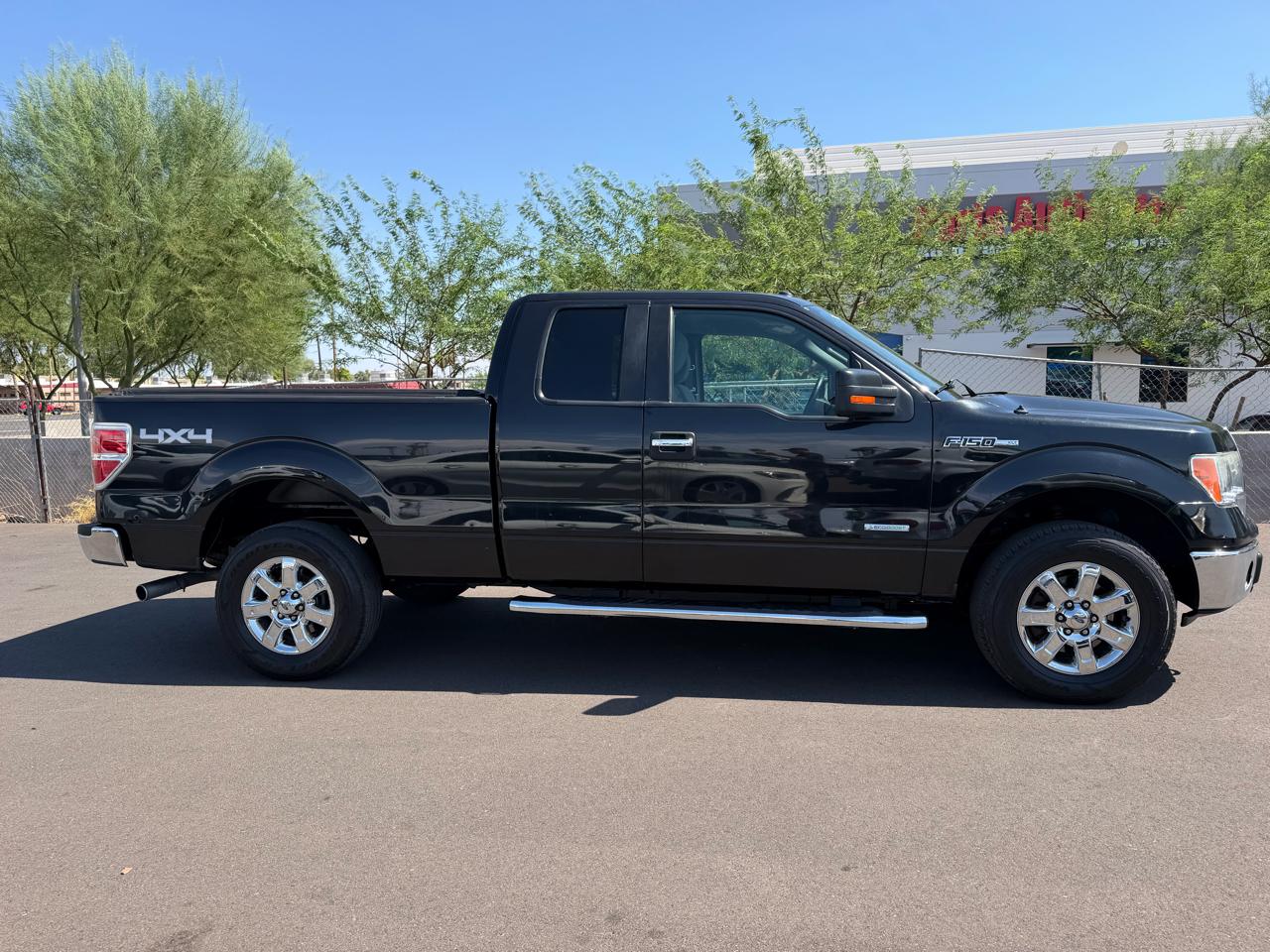 Ford F-150 4WD SuperCab 145" XL 2014