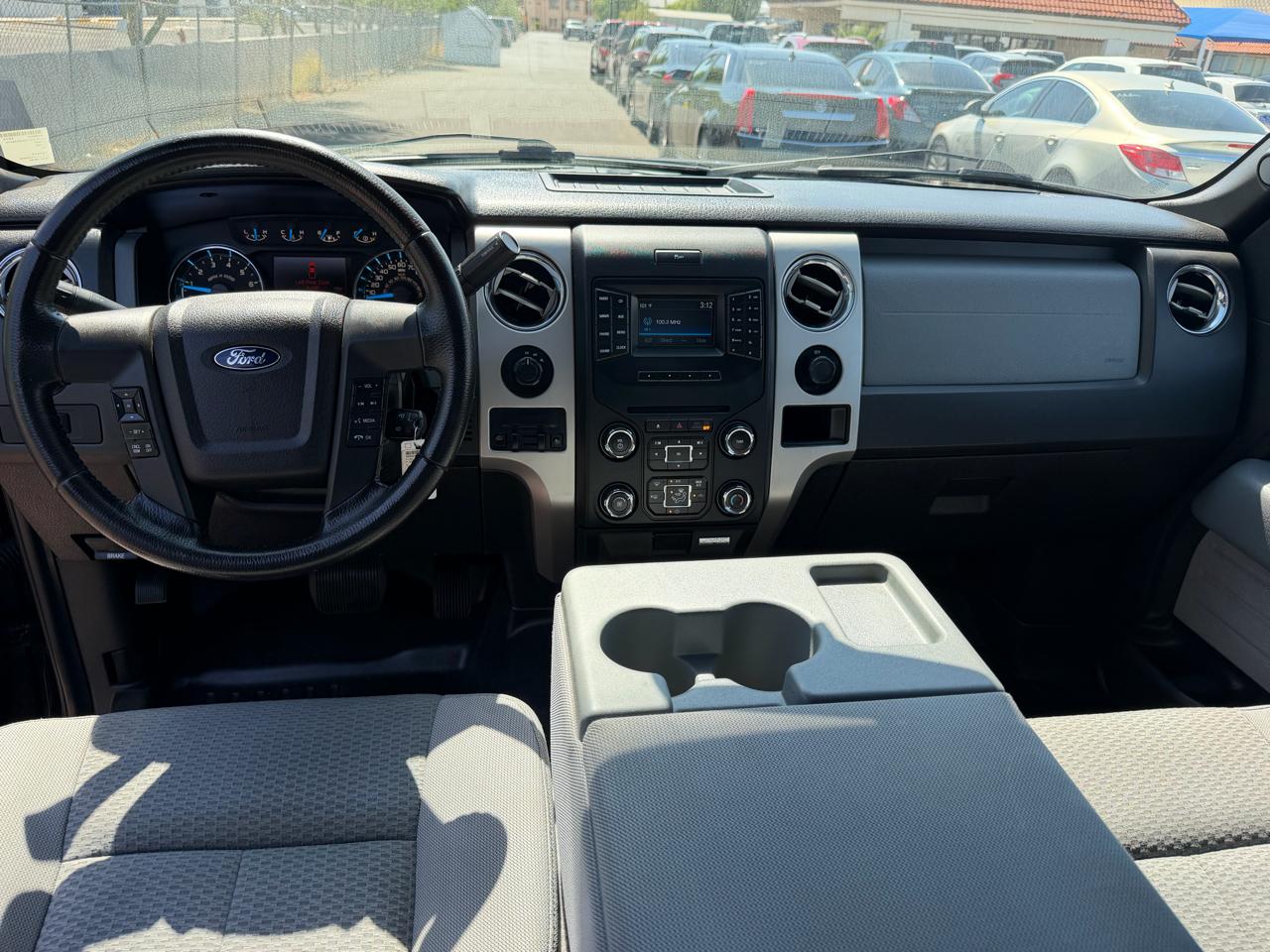 Ford F-150 4WD SuperCab 145" XL 2014