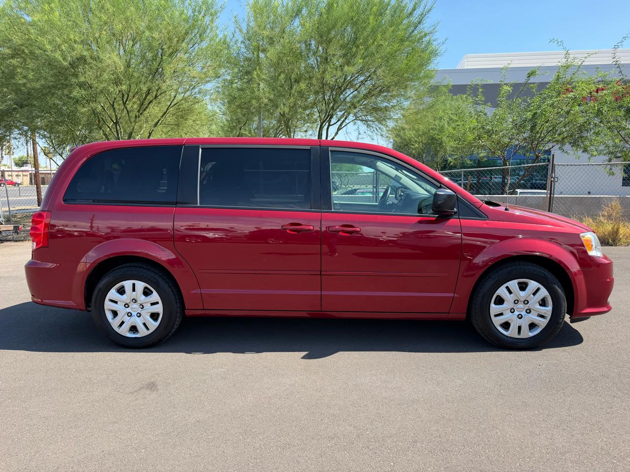 Dodge Grand Caravan SE 2015