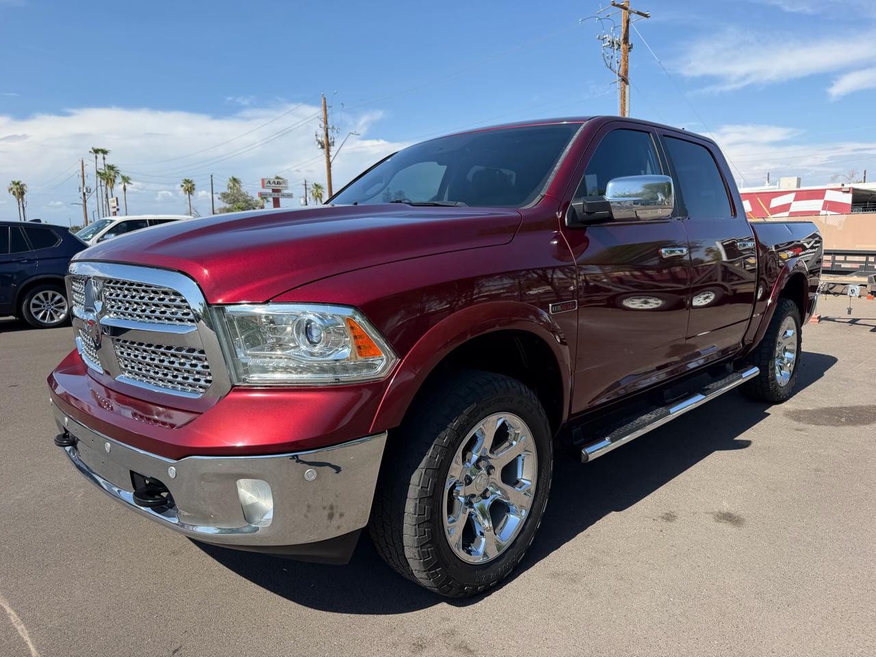 RAM 1500 Laramie Crew Cab SWB 4WD 2017