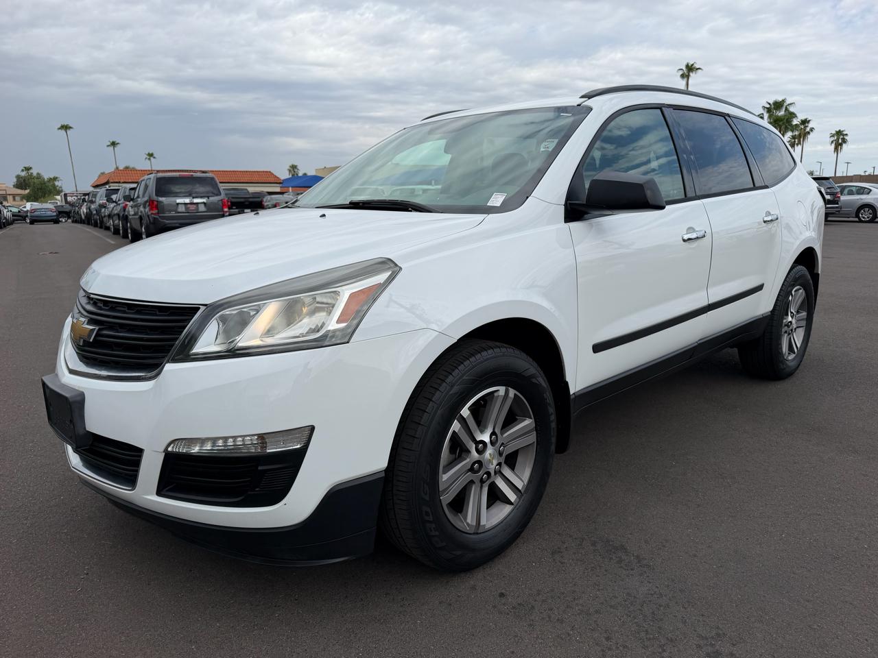 Chevrolet Traverse LS FWD w/PDC 2017