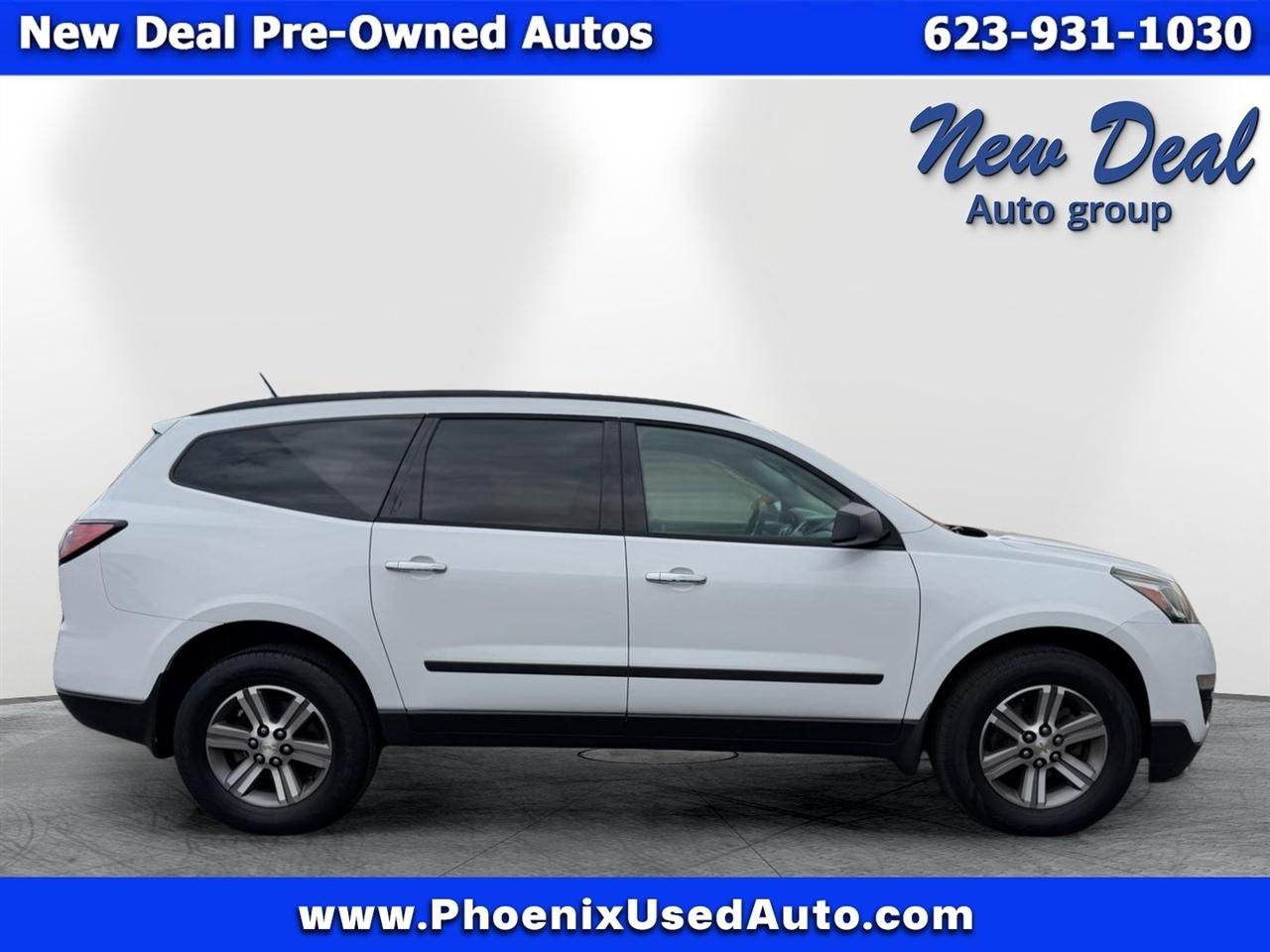 Chevrolet Traverse LS FWD w/PDC 2017