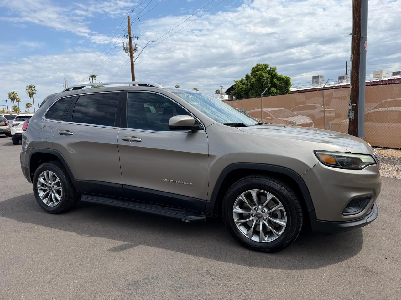 Jeep Cherokee Latitude Plus FWD 2019