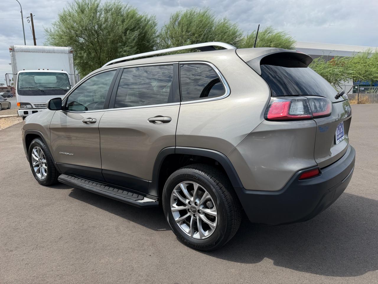 Jeep Cherokee Latitude Plus FWD 2019
