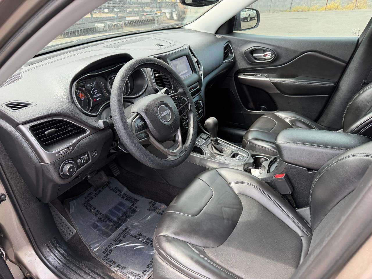 Jeep Cherokee Latitude Plus FWD 2019