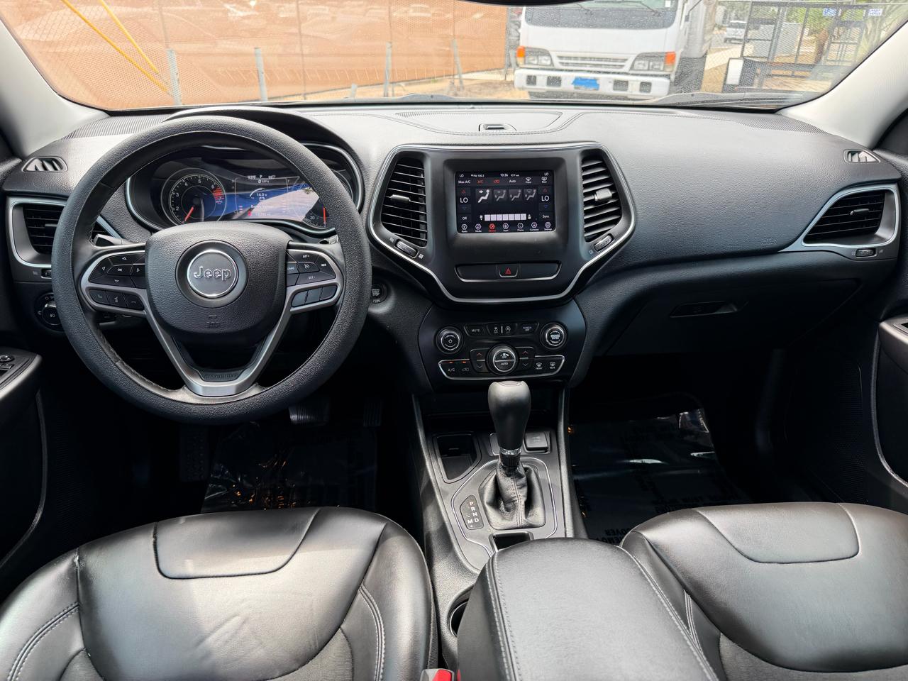 Jeep Cherokee Latitude Plus FWD 2019