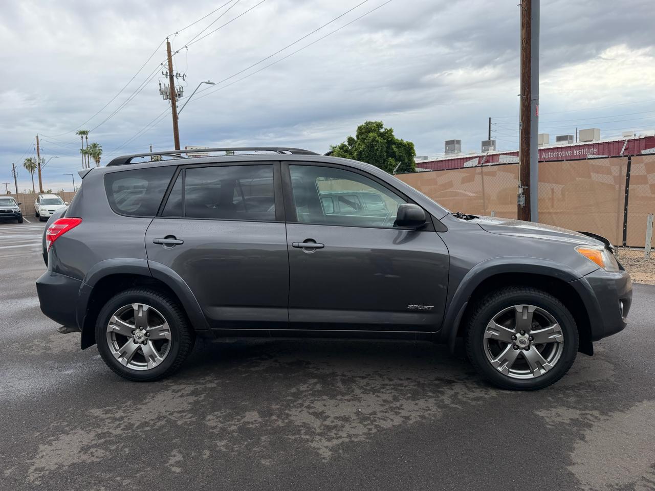 Toyota RAV4 Sport I4 4WD 2011