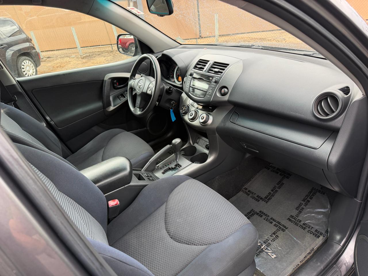 Toyota RAV4 Sport I4 4WD 2011
