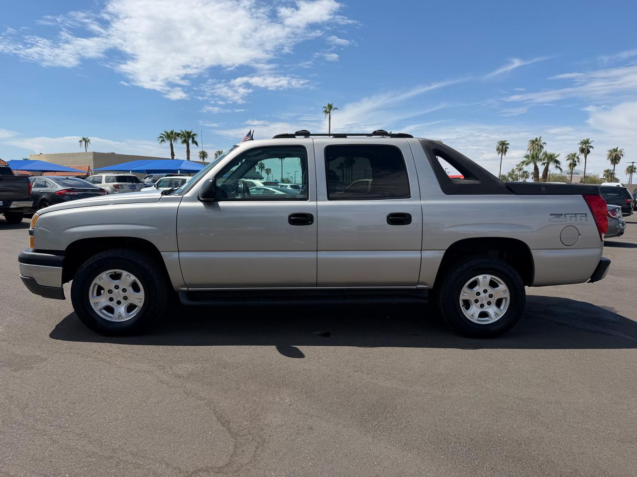 Chevrolet Avalanche 1500 2WD 2004