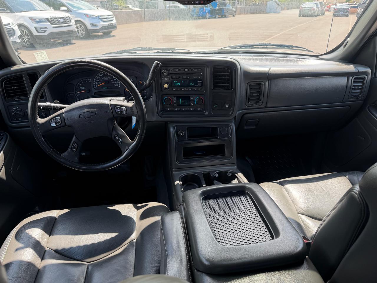 Chevrolet Avalanche 1500 2WD 2004