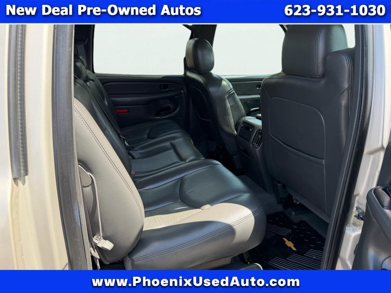 Chevrolet Avalanche 1500 2WD 2004