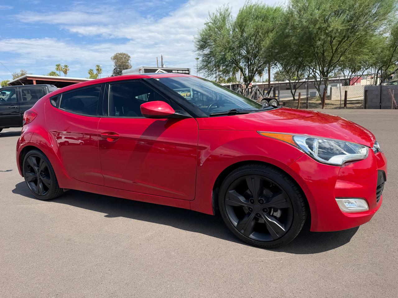 Hyundai Veloster Base 6MT 2016