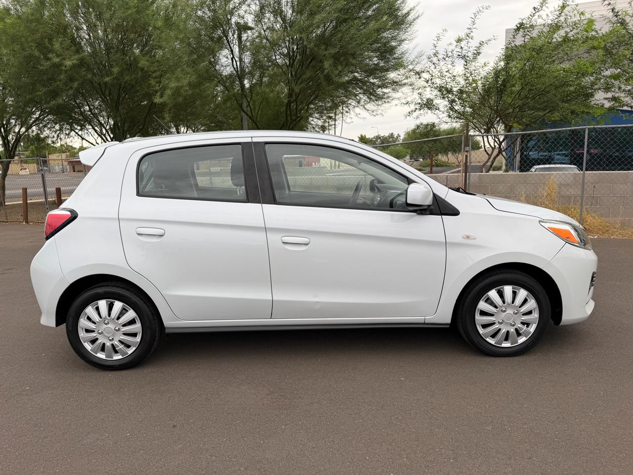 Mitsubishi Mirage ES CVT 2021