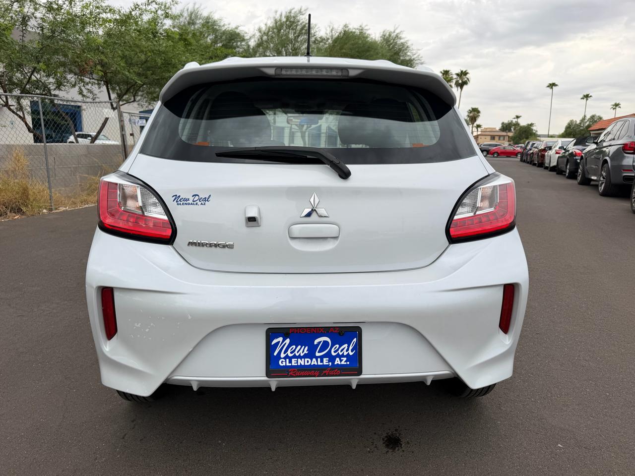 Mitsubishi Mirage ES CVT 2021