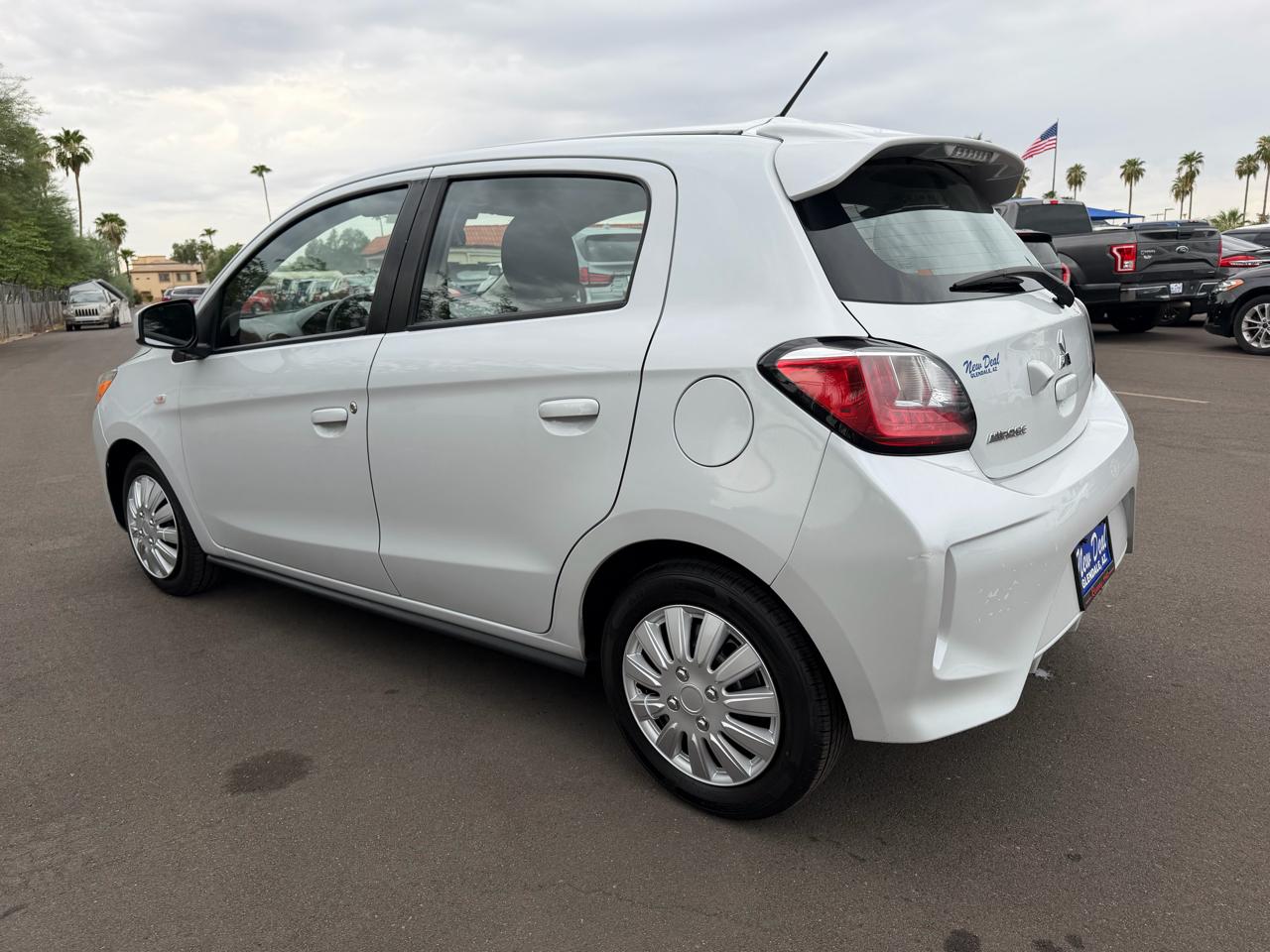 Mitsubishi Mirage ES CVT 2021