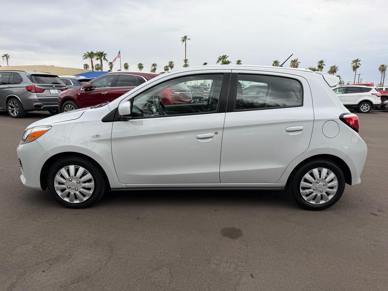 Mitsubishi Mirage ES CVT 2021
