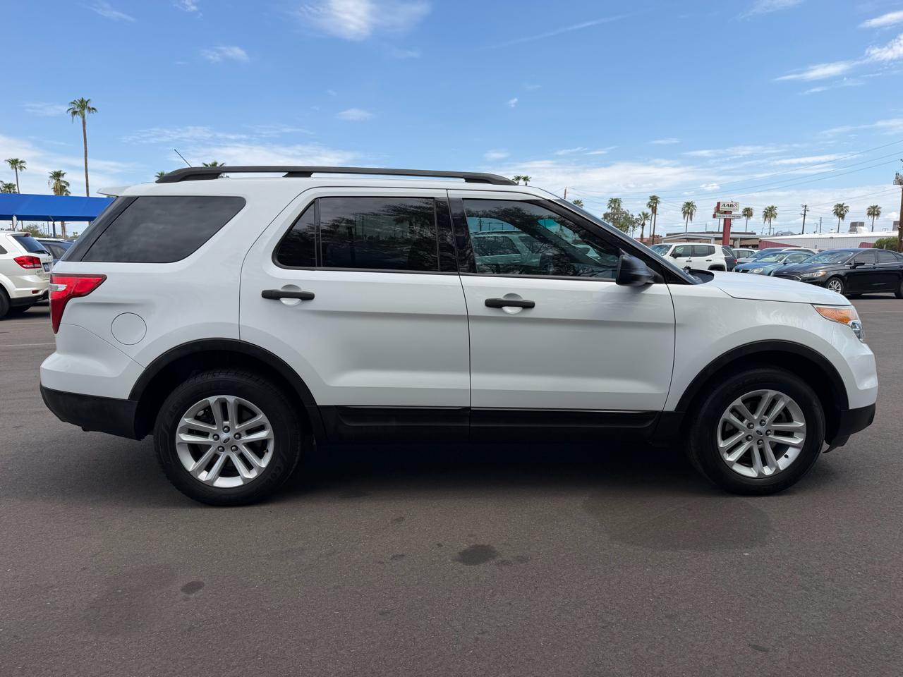 Ford Explorer Base 4WD 2015