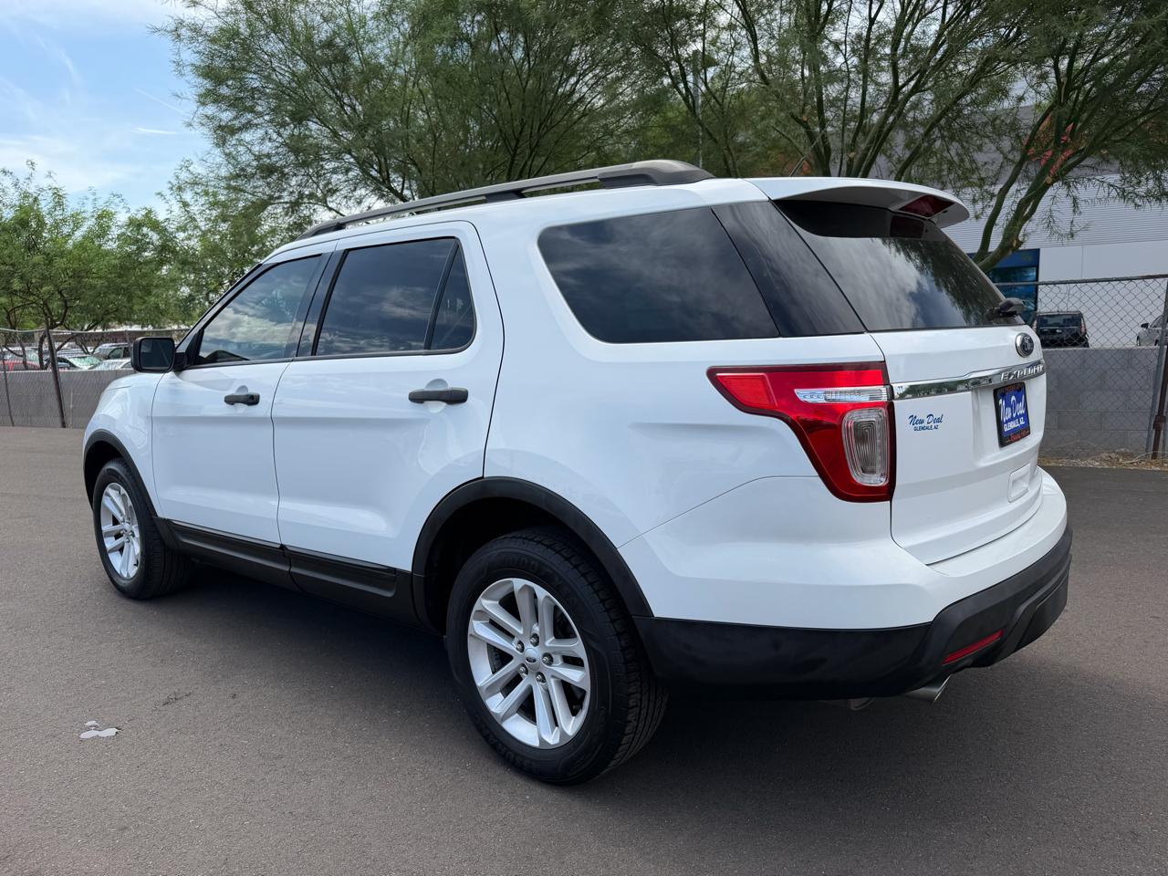 Ford Explorer Base 4WD 2015