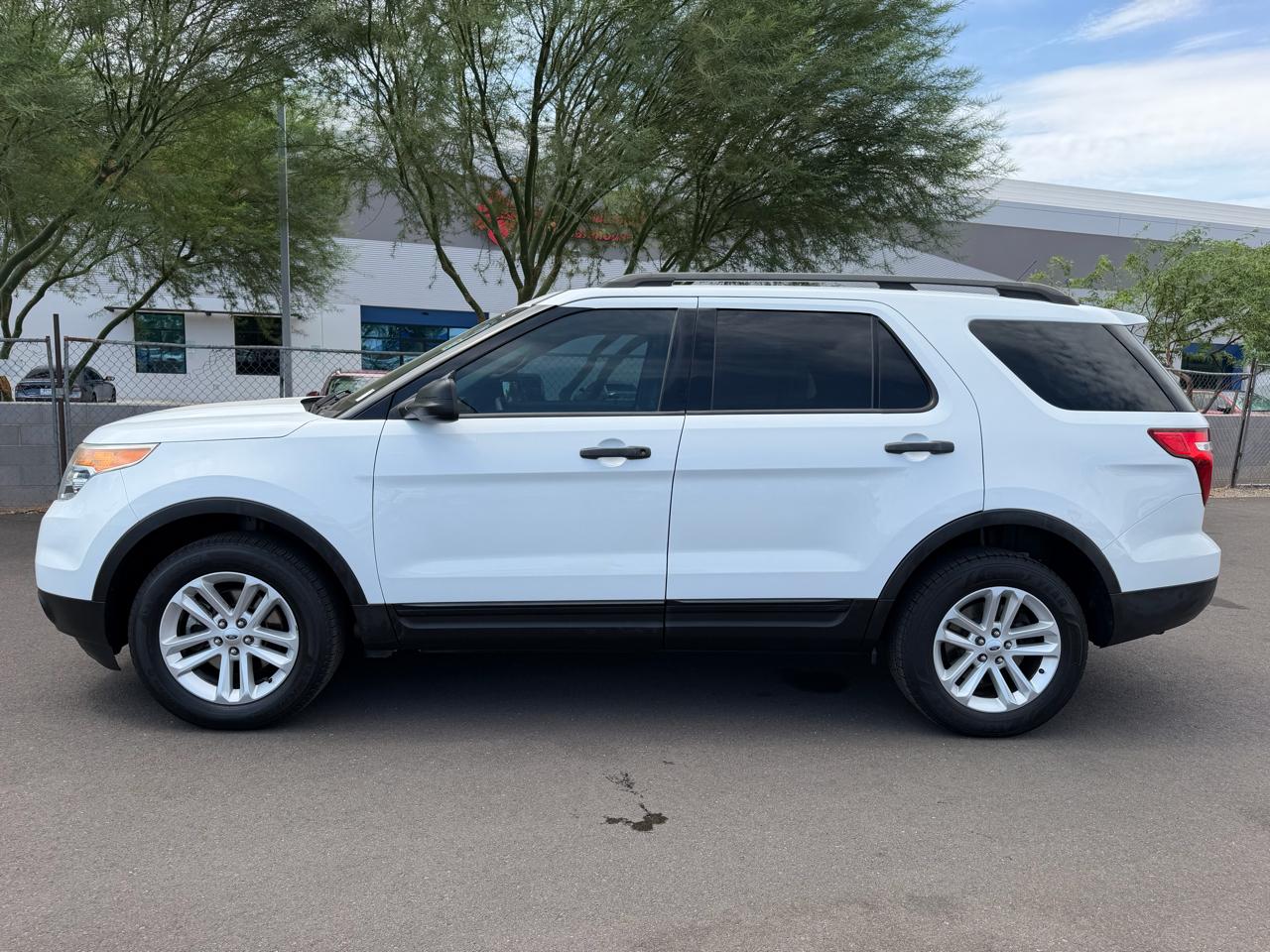 Ford Explorer Base 4WD 2015